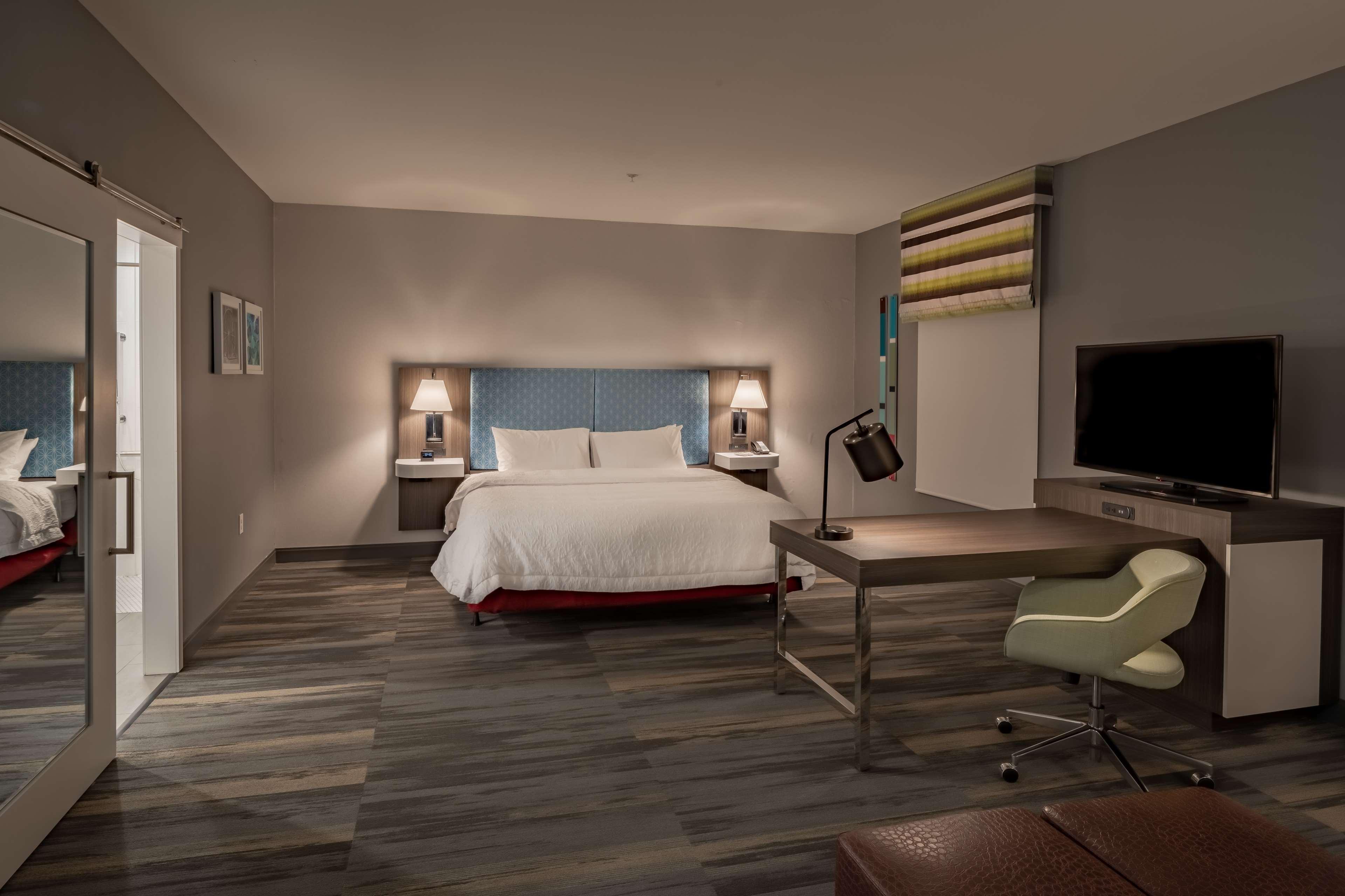 Hampton Inn & Suites Dallas/Plano Central Exteriör bild