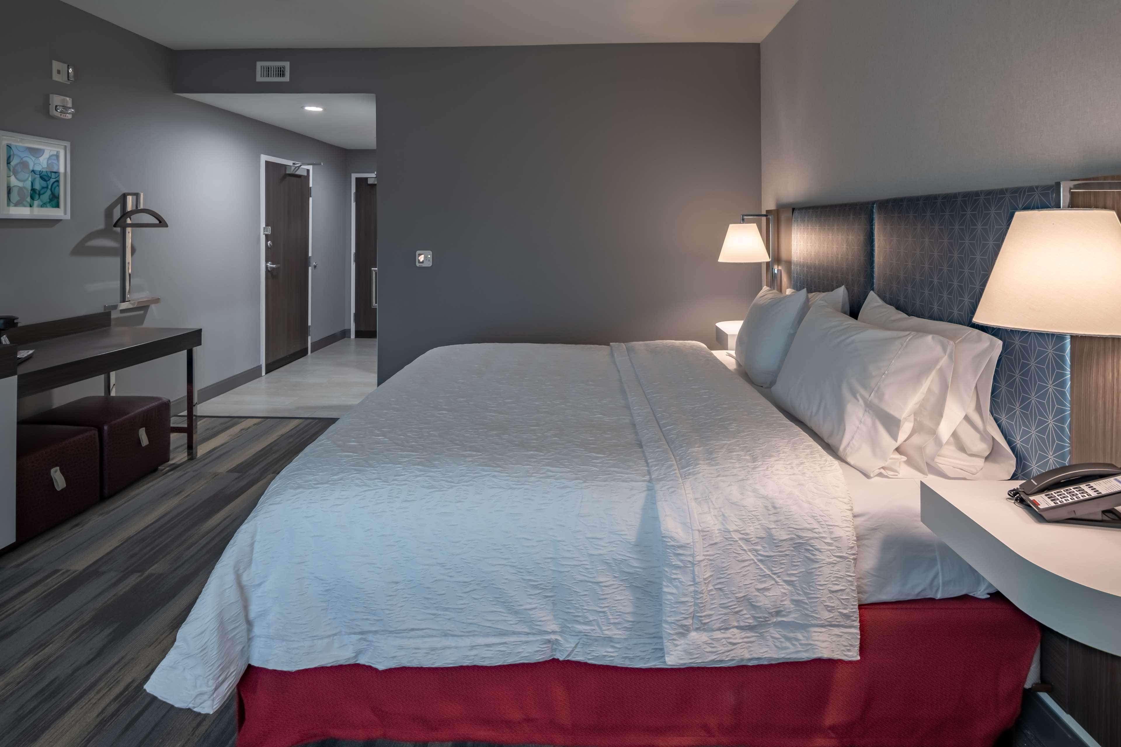 Hampton Inn & Suites Dallas/Plano Central Exteriör bild