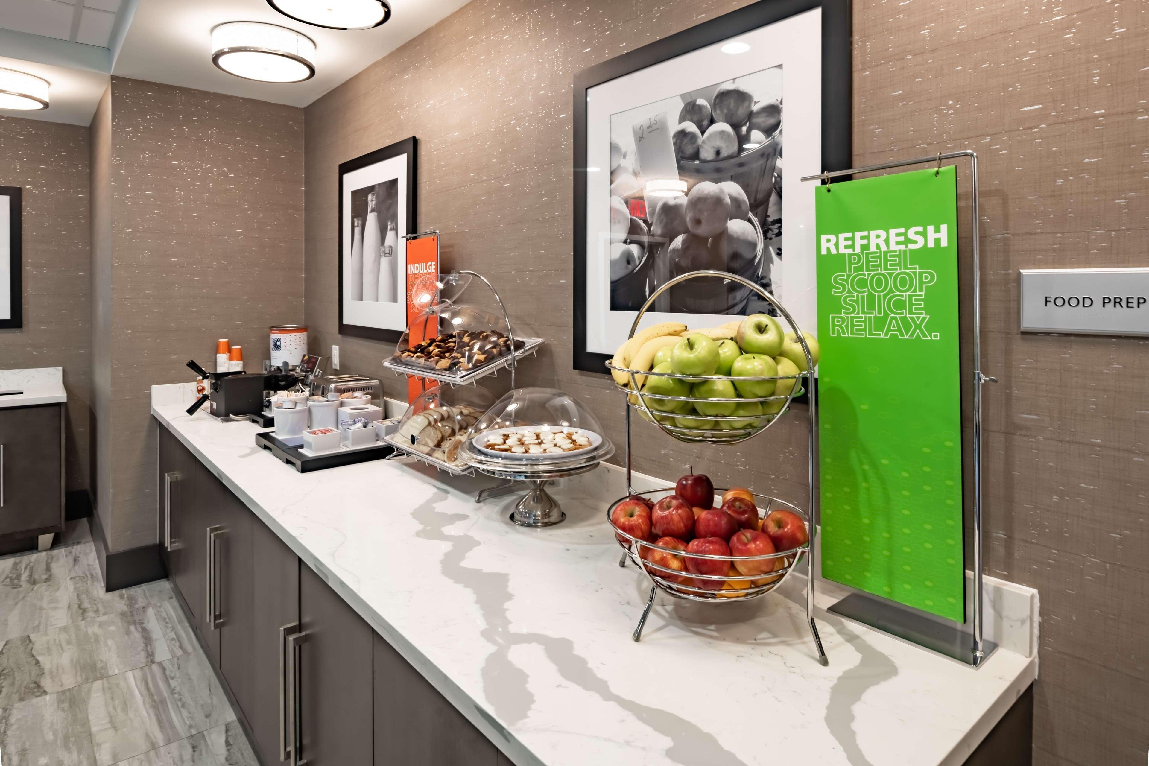 Hampton Inn & Suites Dallas/Plano Central Exteriör bild