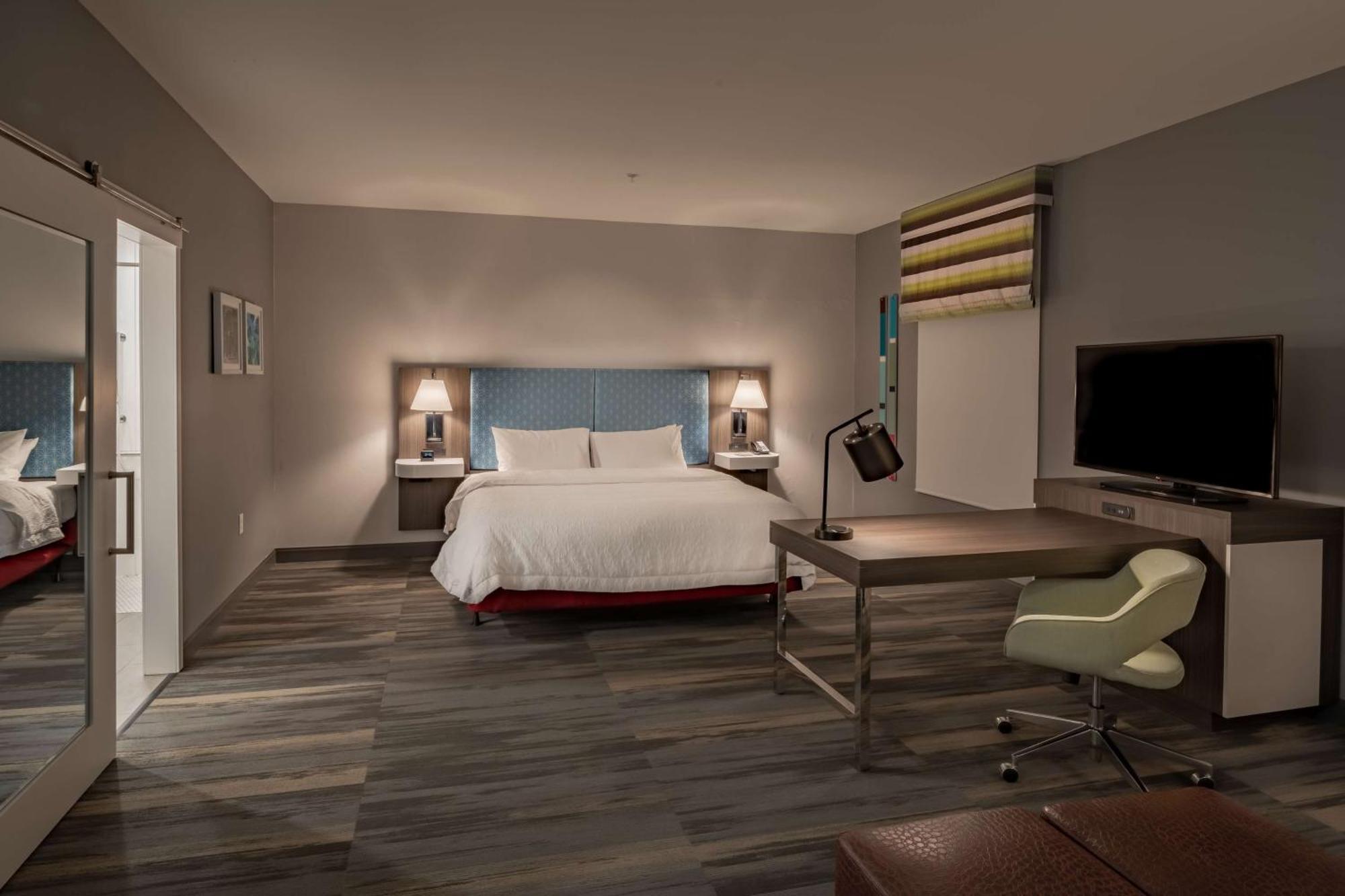Hampton Inn & Suites Dallas/Plano Central Exteriör bild
